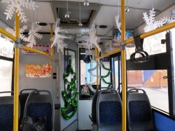 Конкурс по новогоднему украшению автобусов