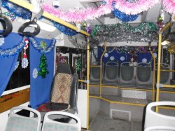 Конкурс по новогоднему украшению автобусов